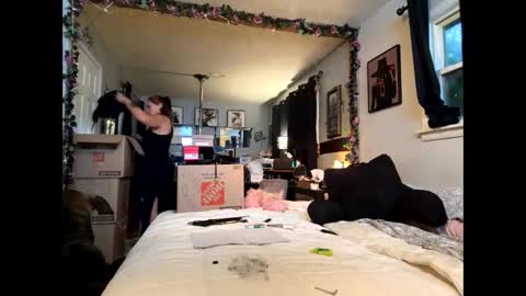 sexyred77713 online show from September 11, 12:12 am