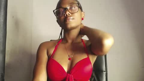 Darkskinned Rae online show from March 31, 11:38 pm