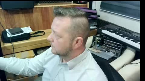 sexysteve80 online show from April 29, 8:24 pm