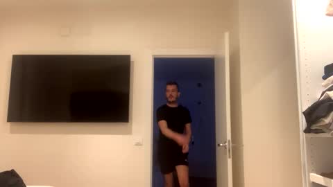 sguyxxxx online show from October 5, 7:32 pm