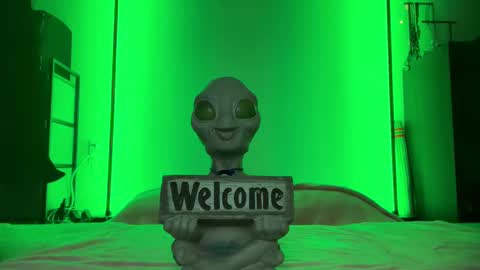 Snapshot of shadebabe chatting on September 21, 7:56 am shadebabe online show from September 21, 7:56 am