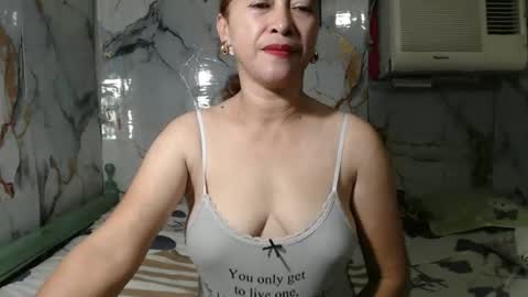 shai_shaiy online show from April 12, 11:58 am