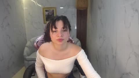 Snapshot of shalon_diaz_sub chatting on February 19, 11:36 pm Shalon online show from February 19, 11:36 pm