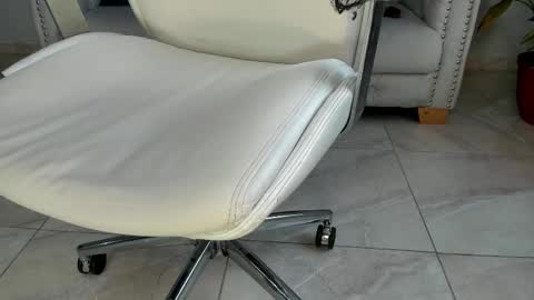 Snapshot of shanabellucy chatting on March 3, 10:42 pm onlyfans shanabellucy online show from March 3, 10:42 pm