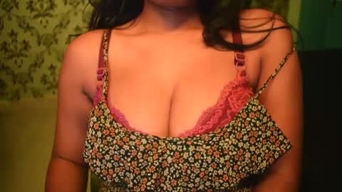 shanaya indian online show from February 10, 1:33 pm