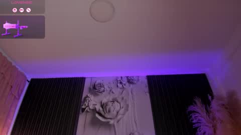 ShaniaDaniels online show from March 21, 1:11 am