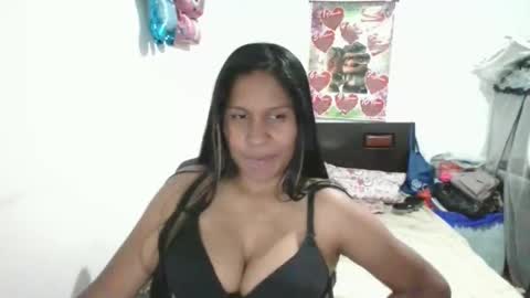 shantall9221 online show from November 6, 2:36 am