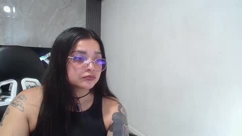 Shantall online show from October 21, 9:29 pm