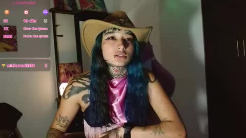 Snapshot of sharaross1 chatting on September 18, 2:15 am sharaross1 online show from September 18, 2:15 am