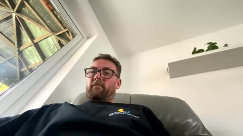 Sharksboy online show from May 7, 4:24 pm