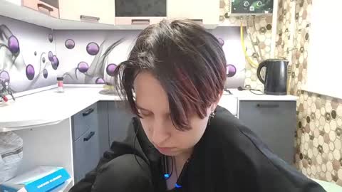 Sara online show from June 10, 5:12 pm