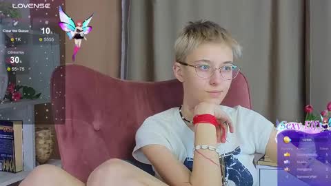 Sharli online show from March 3, 3:32 pm