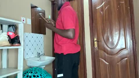 Snapshot of sharmly chatting on December 31, 4:27 am Sharmly online show from December 31, 4:27 am