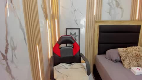 M A G N O  online show from March 18, 1:50 pm