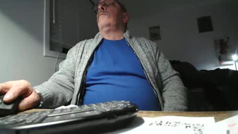 Shawn online show from November 9, 4:49 am