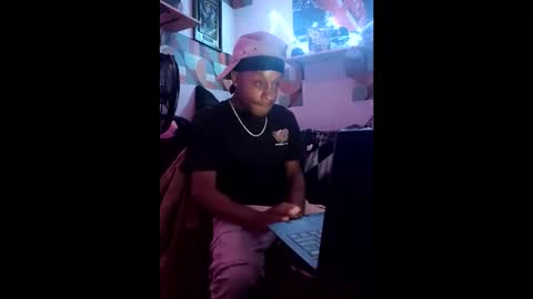 shawnvegas67 online show from May 7, 9:16 am