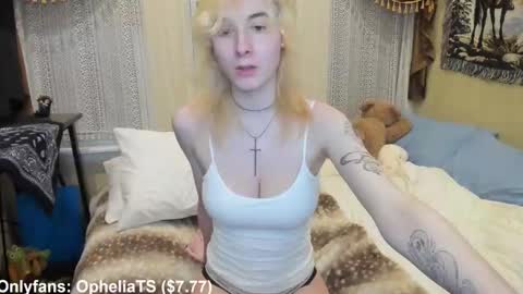 Ophelia online show from February 24, 11:19 pm