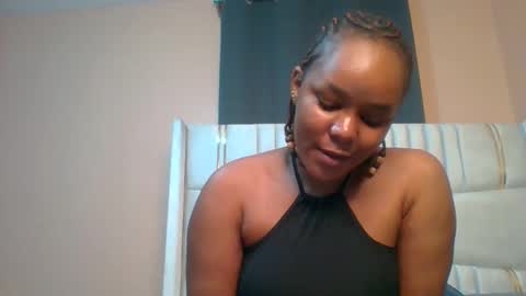 Snapshot of shay_diva chatting on October 10, 9:08 pm Shay diva online show from October 10, 9:08 pm