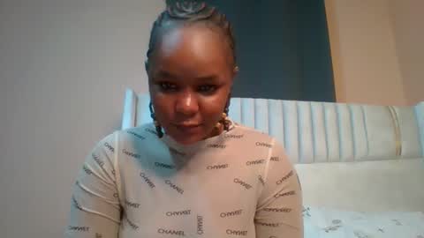 Snapshot of shay_diva chatting on October 7, 12:56 pm Shay diva online show from October 7, 12:56 pm