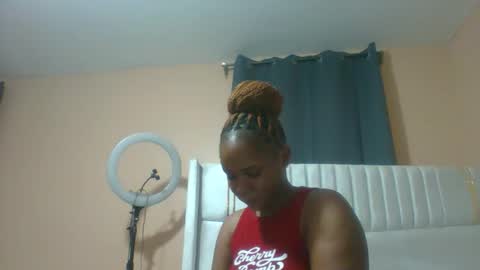 Snapshot of shay_diva chatting on October 29, 11:23 am Shay diva online show from October 29, 11:23 am
