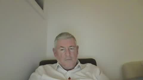 she52 online show from October 30, 5:46 pm