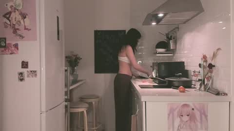 Chiara online show from December 21, 9:25 pm