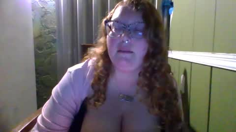 Red online show from October 29, 1:40 am