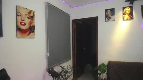 Shellsy H   online show from February 23, 9:11 am