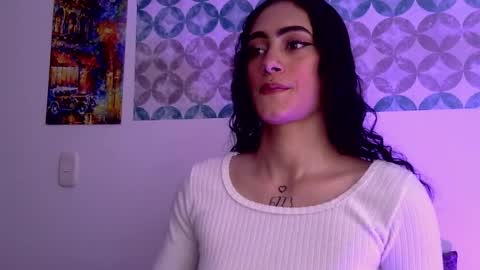 S H E L S Y online show from April 7, 8:33 pm