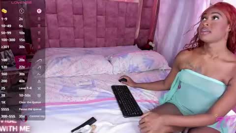 shenielxxx online show from August 2, 1:57 pm