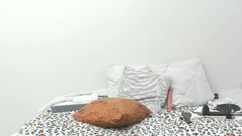 Sherlyn Adams online show from March 11, 10:31 pm