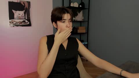 Sherry online show from December 18, 5:26 am