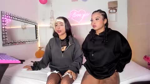 sheyla_vegas online show from March 8, 3:54 am