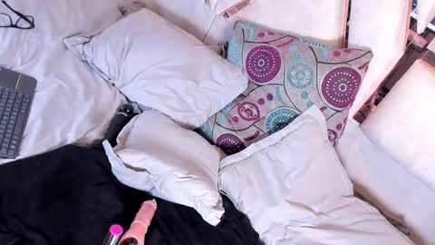 Shine online show from February 12, 3:10 am