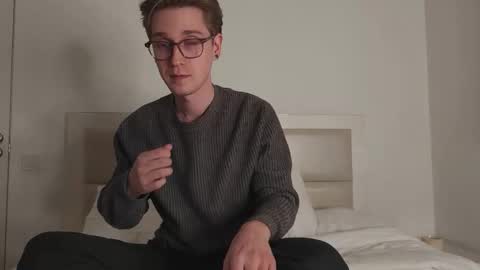 Matthew online show from February 22, 7:27 pm