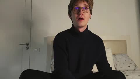 Matthew online show from April 6, 6:42 pm