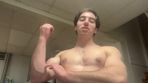 shirtlesshunk15 online show from July 22, 2:03 am