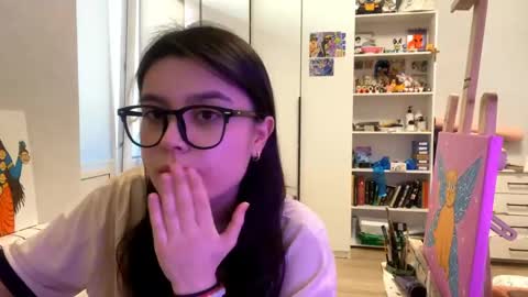 Marie online show from May 10, 2:34 pm