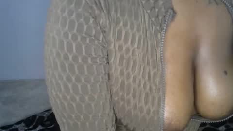 sexxy online show from May 28, 8:51 pm