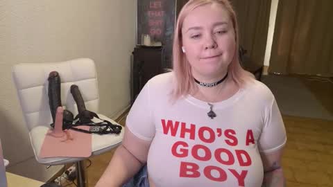 Mimi   online show from February 20, 10:17 am