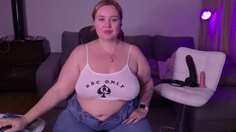 Mimi   online show from March 10, 5:39 pm