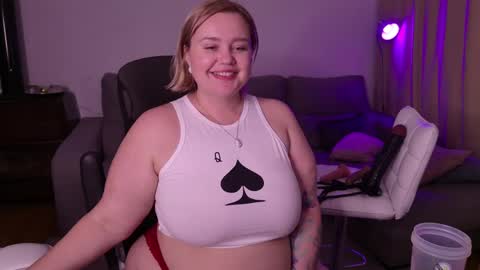 Mimi   online show from February 22, 3:47 pm