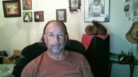 Snapshot of showncumwithme55 chatting on October 1, 3:33 pm showncumwithme55 online show from October 1, 3:33 pm