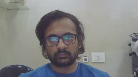 shubhamkhandelwal123 online show from May 1, 6:29 am