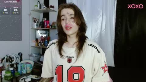 Shun White online show from December 7, 6:15 am