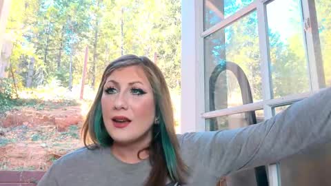 Snapshot of shy_college_girl chatting on September 27, 6:05 pm Aurora Wolfe Shy College Girl Top 16 of all OF Creators online show from September 27, 6:05 pm