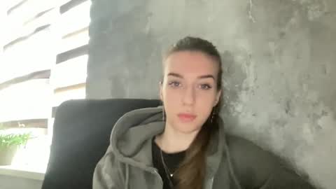 shy_cute07 online show from November 16, 10:06 am