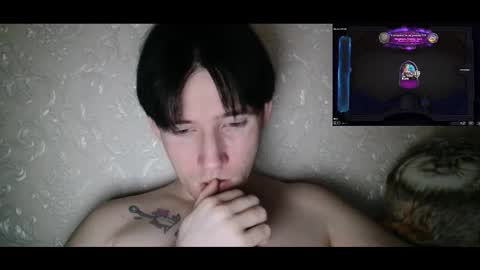 Snapshot of shy_matthew chatting on October 21, 1:11 am Matthew online show from October 21, 1:11 am