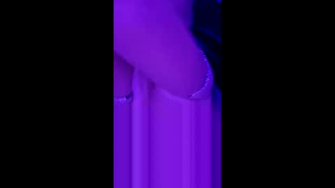 shyferalfox94 online show from May 5, 5:47 am