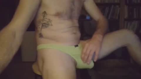 Snapshot of shyguy9387 chatting on October 5, 3:59 am shyguy9387 online show from October 5, 3:59 am